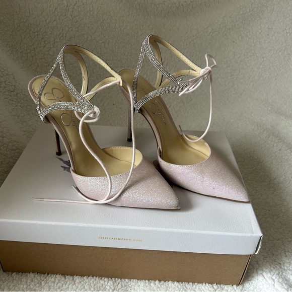 Because I bought them before my knee hurt and now I can't use them anymore. - Picture 4 of 4